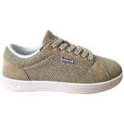 Dansskor i canvas, beigea sneakers till dans. Dansskor med plastsula för sommardanser.