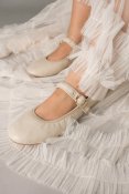 PD ballerina från Port Dance. Dansskor beige ballerinaskor i skinn med liten klack och plastsula.