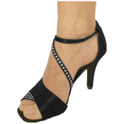 Silvia från Dansskor.se. Svarta latinskor med hög klack 9cm. Svarta högklackade burlesque skor.